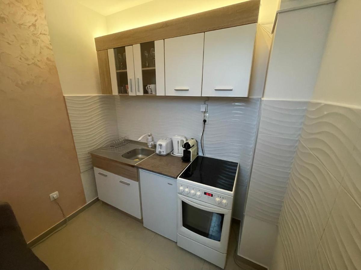 Appartement Apartman 1 à Sremska Mitrovica Extérieur photo